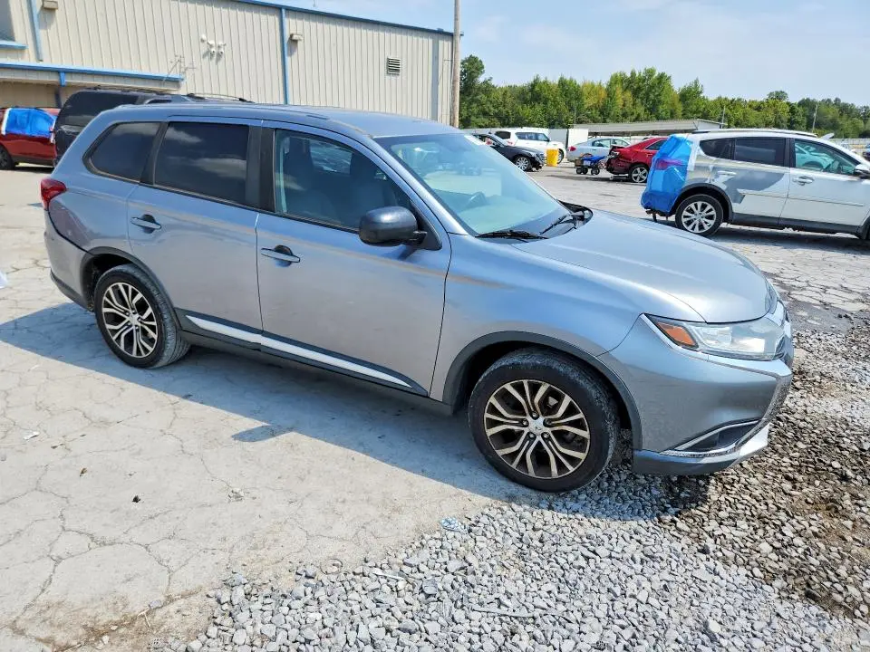 2017 MITSUBISHI OUTLANDER ES  