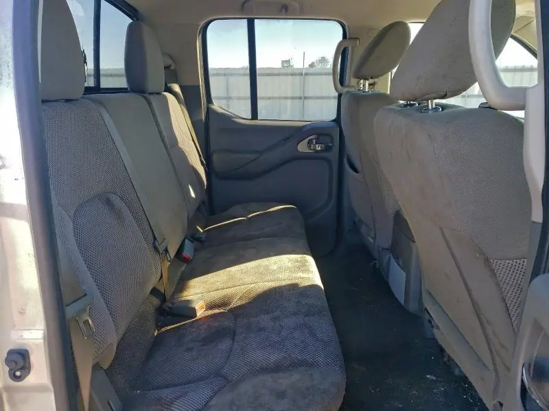 2019 NISSAN FRONTIER S  