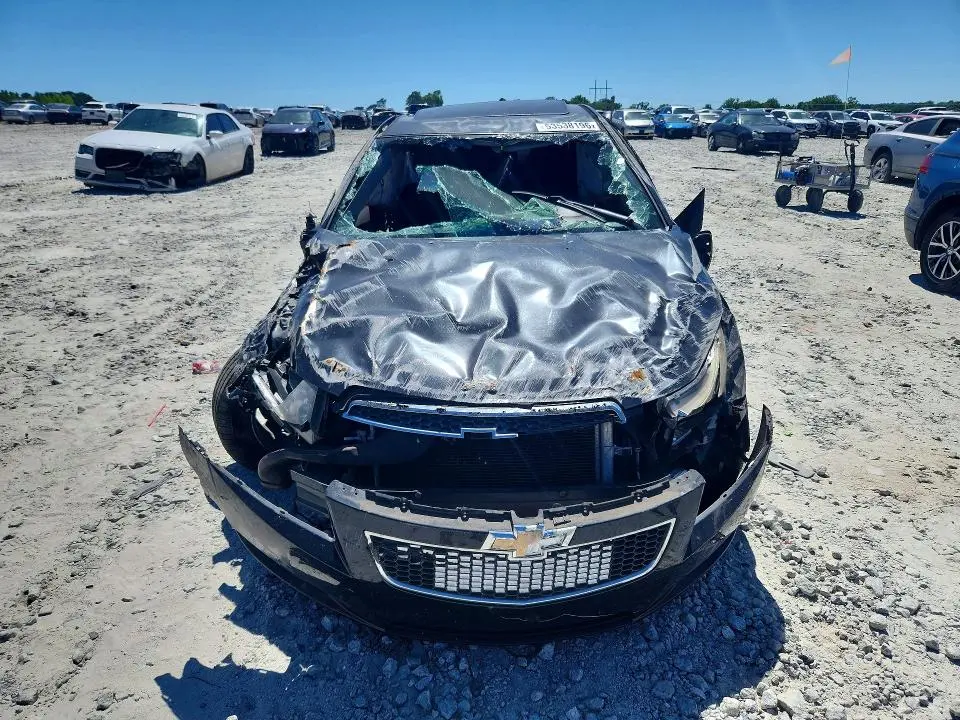 2011 CHEVROLET CRUZE LT  