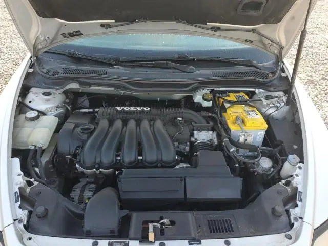 2010 VOLVO S40 2.4I