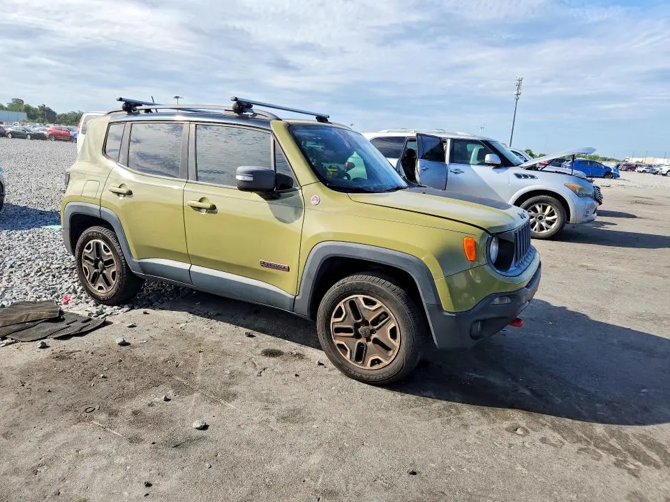 2015 JEEP RENEGADE TRAILHAWK  