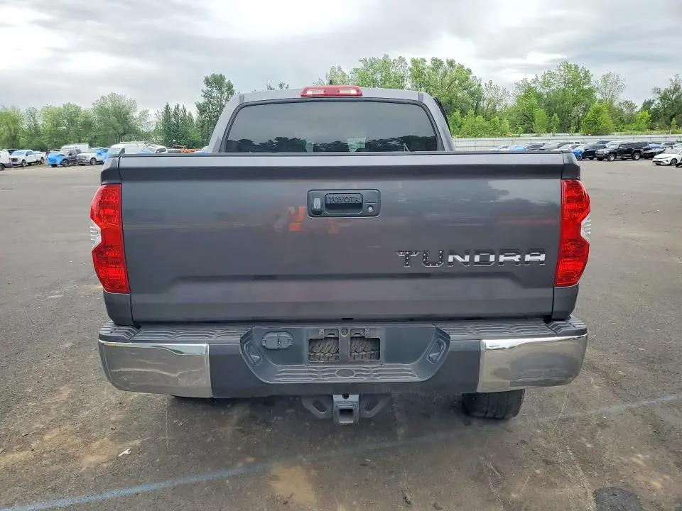 2021 TOYOTA TUNDRA CREWMAX SR5  