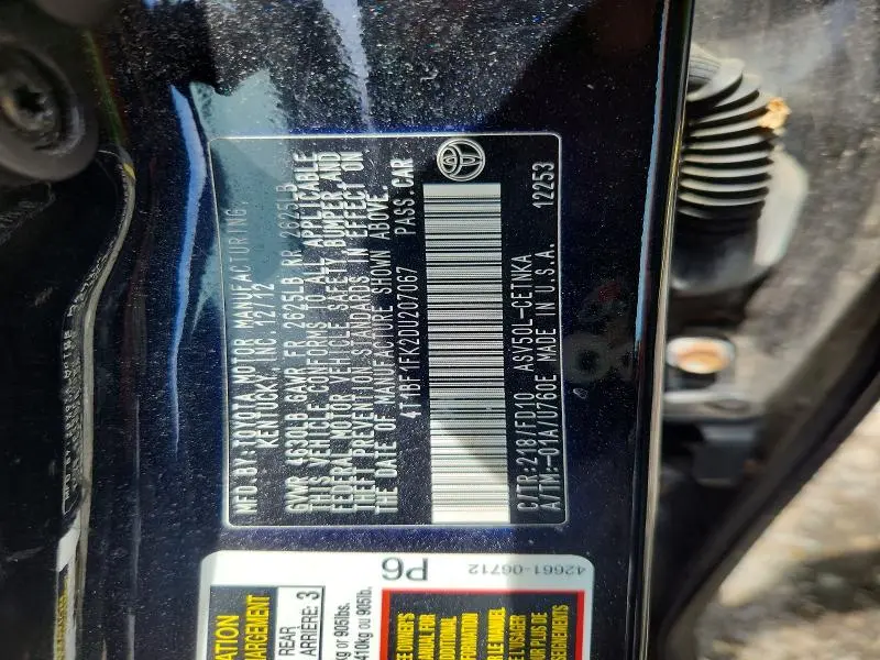 2013 TOYOTA CAMRY LE  