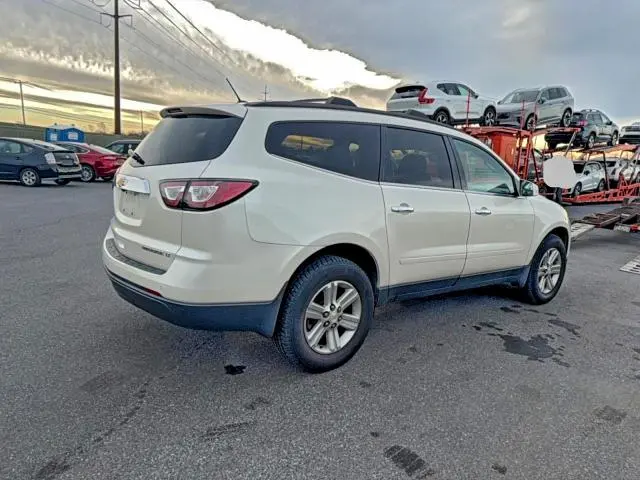 2013 CHEVROLET TRAVERSE LT  