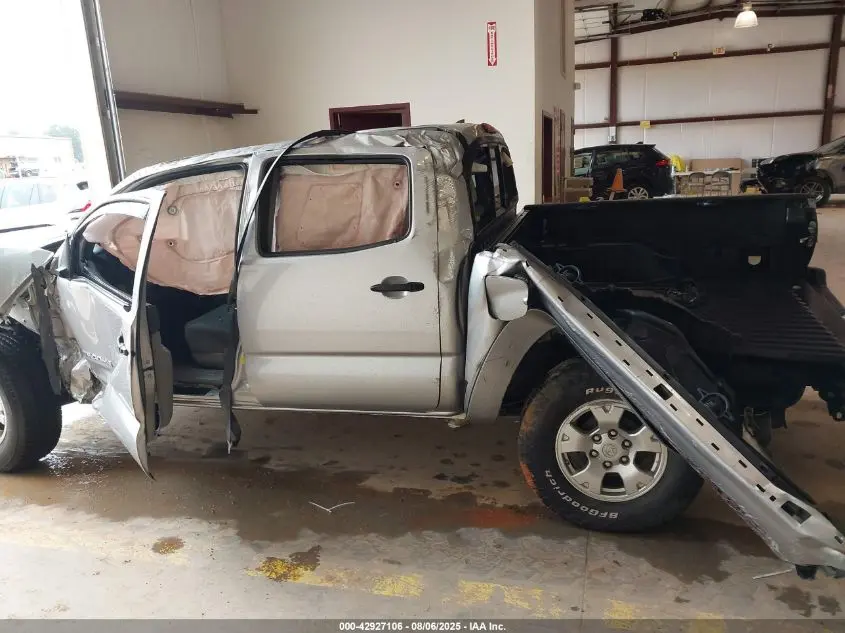 2015 TOYOTA TACOMA BASE V6
