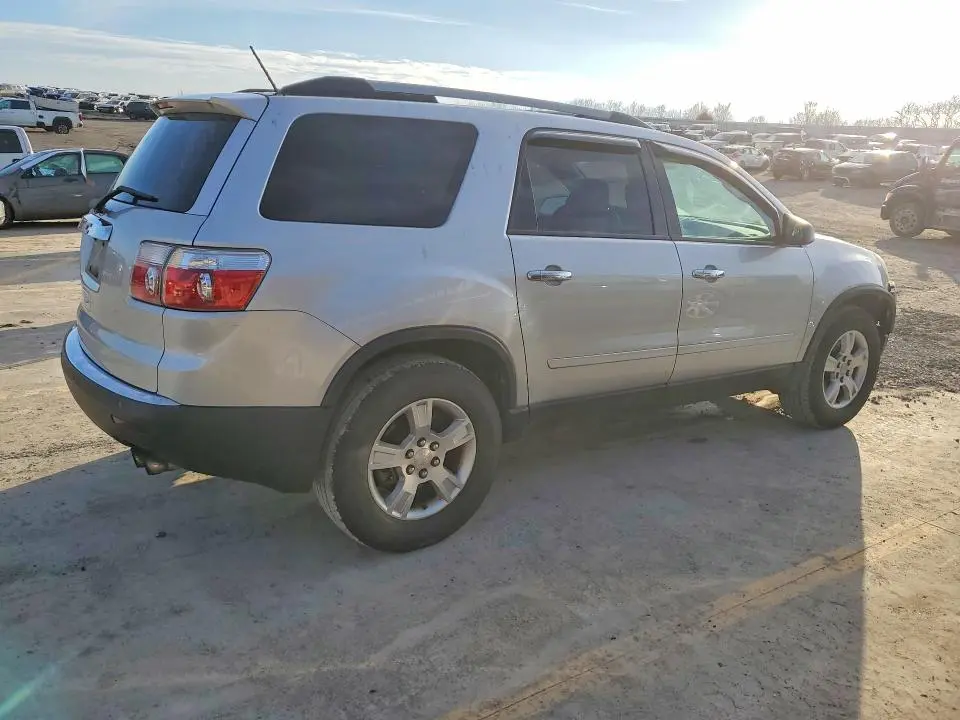 2011 GMC ACADIA SLE  
