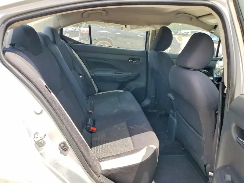 2020 NISSAN VERSA SV  