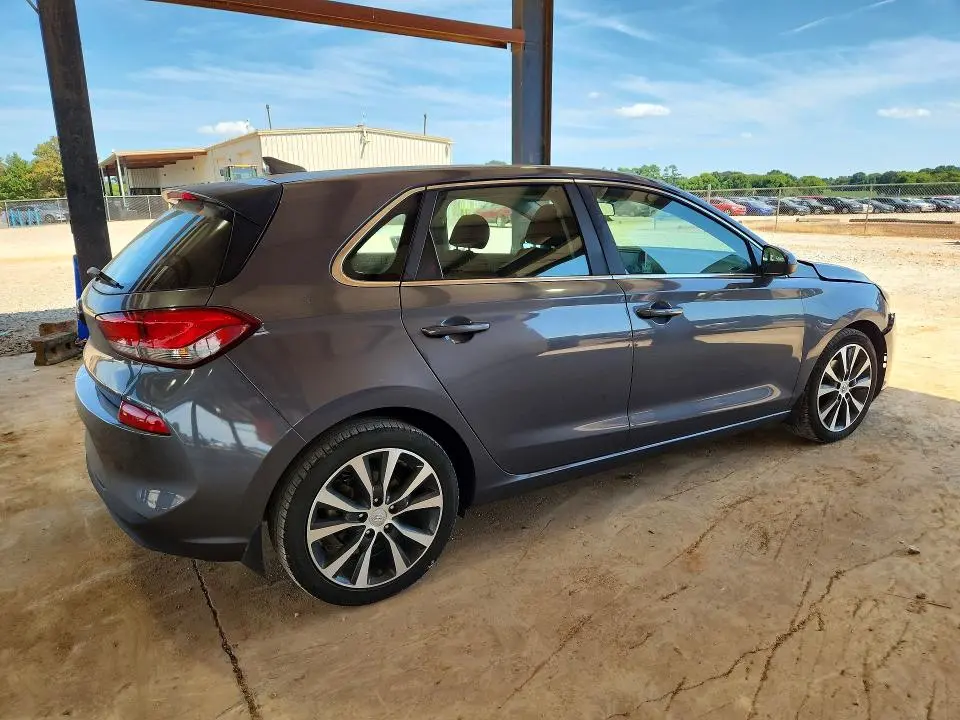 2018 HYUNDAI ELANTRA GT BASE  
