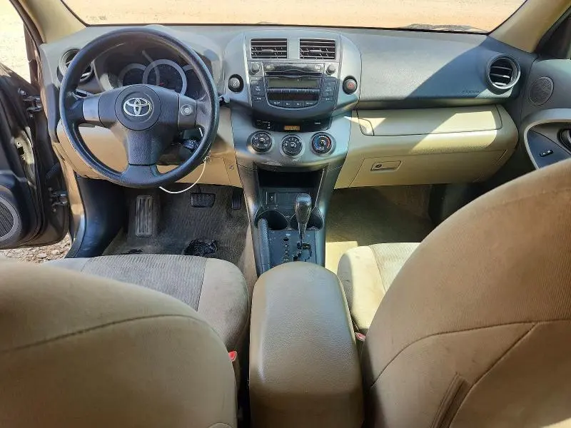 2011 TOYOTA RAV4 BASE  