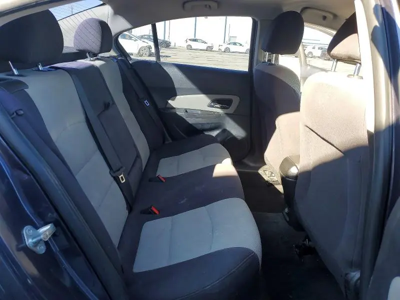 2013 CHEVROLET CRUZE LS  