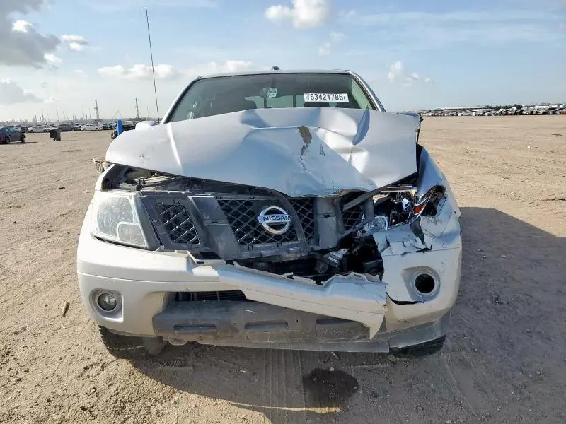 2019 NISSAN FRONTIER S  