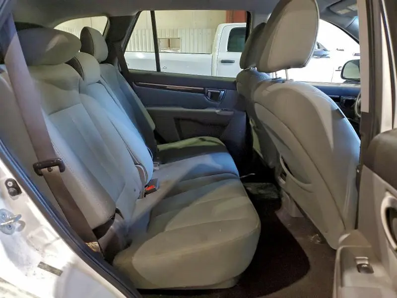 2010 HYUNDAI SANTA FE GLS  