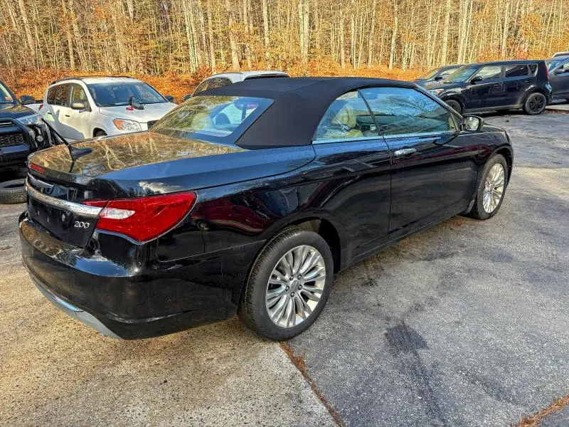 2014 CHRYSLER 200 LIMITED  