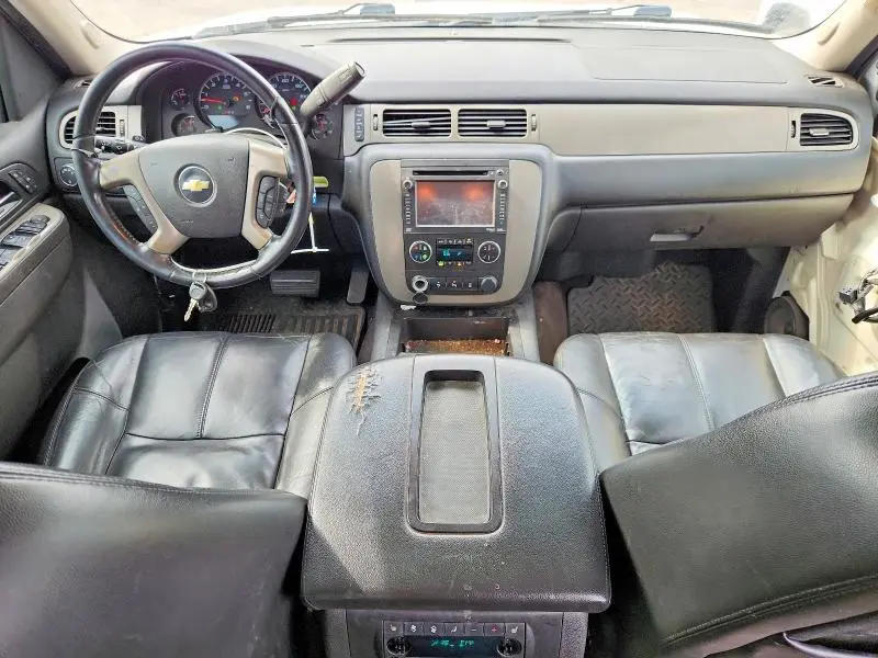 2013 CHEVROLET SUBURBAN K1500 LT  