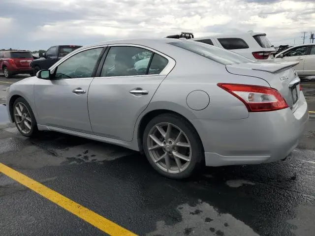 2011 NISSAN MAXIMA S  
