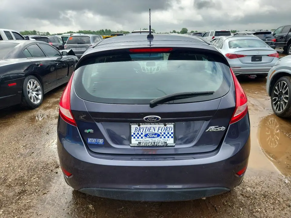 2013 FORD FIESTA SE  
