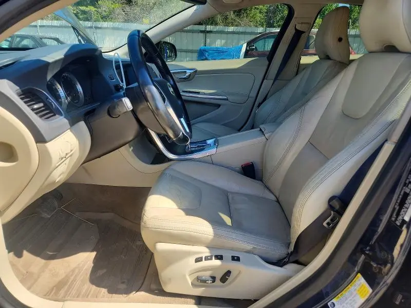 2012 VOLVO S60 T6  