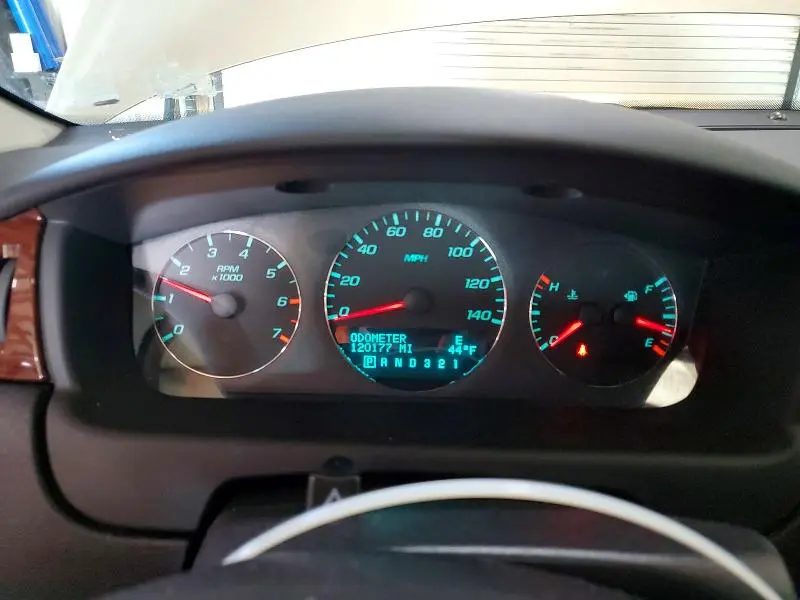 2011 CHEVROLET IMPALA LT  