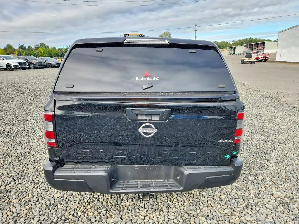 2022 NISSAN FRONTIER S  