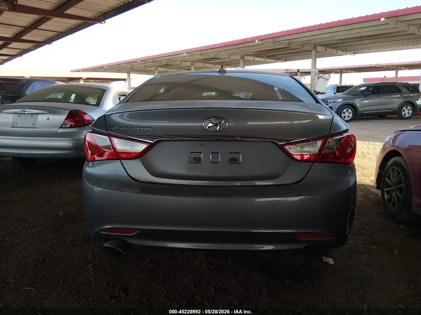 2013 HYUNDAI SONATA SE