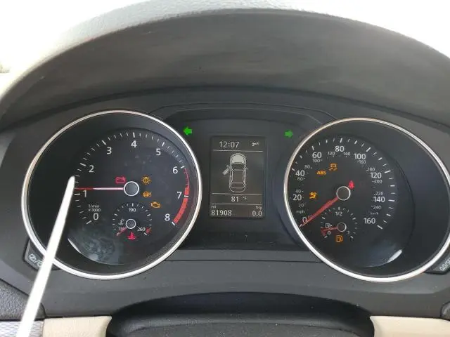 2015 VOLKSWAGEN JETTA SE  