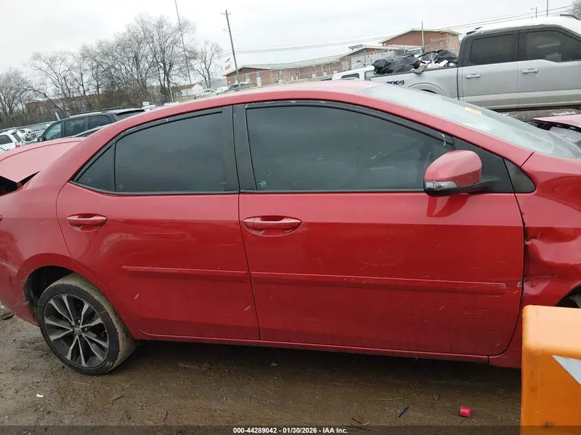 2017 TOYOTA COROLLA SE
