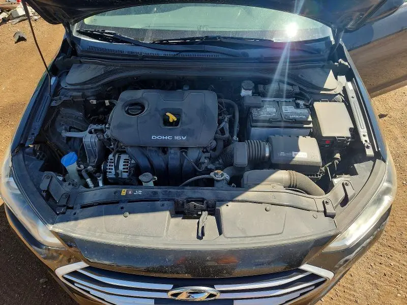 2018 HYUNDAI ELANTRA SE  