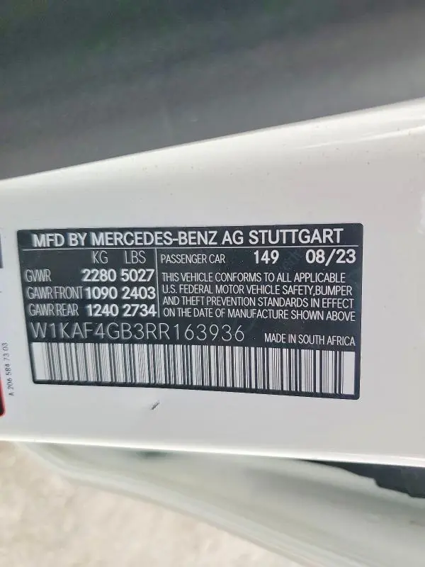 2024 MERCEDES-BENZ C 300  