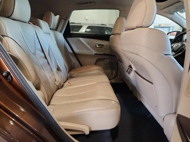 2013 TOYOTA VENZA LE  