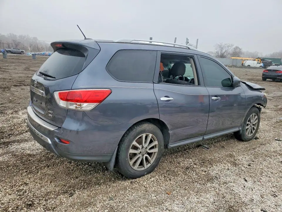 2014 NISSAN PATHFINDER SV  