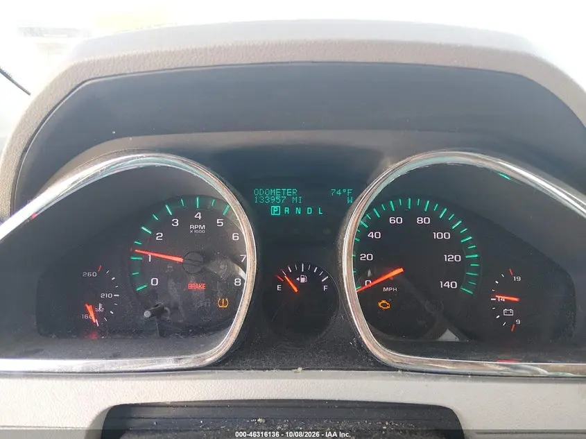 2011 CHEVROLET TRAVERSE 2LT