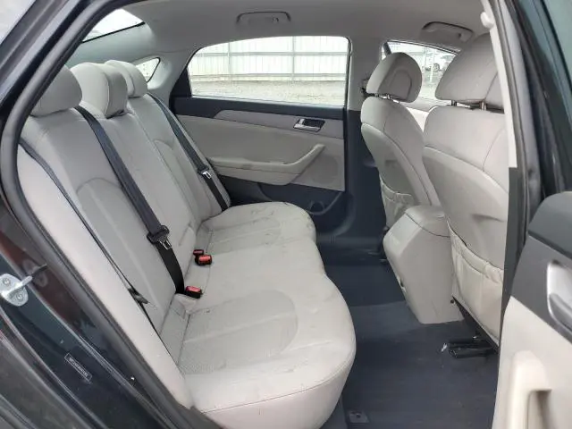 2017 HYUNDAI SONATA SE