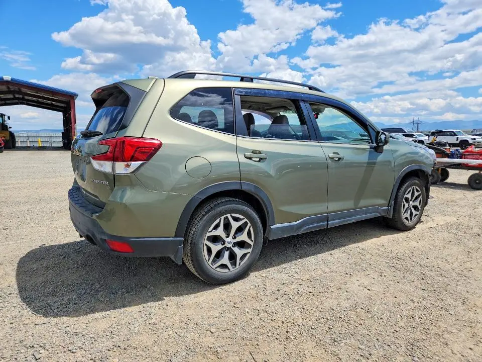 2020 SUBARU FORESTER PREMIUM  