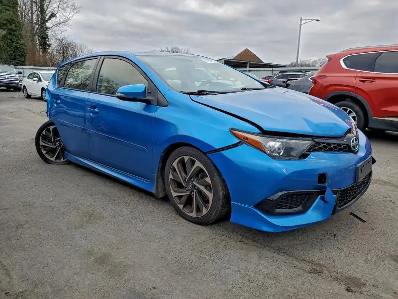 2016 TOYOTA SCION IM   