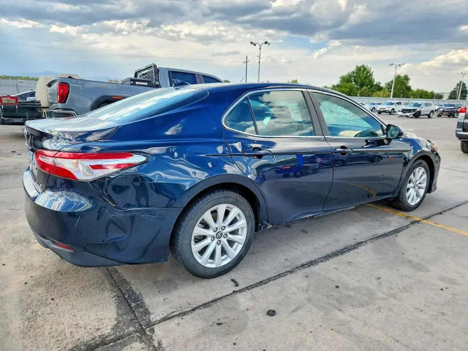 2020 TOYOTA CAMRY LE  
