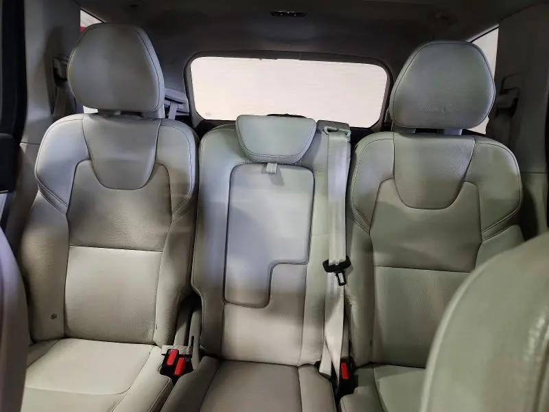 2016 VOLVO XC90 T6  