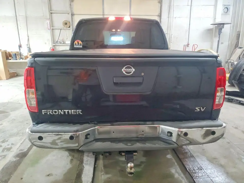 2013 NISSAN FRONTIER S  
