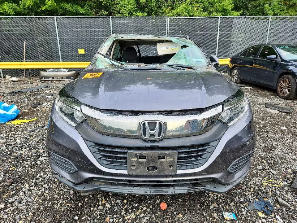 2021 HONDA HR-V LX  