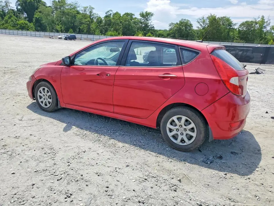 2012 HYUNDAI ACCENT GS  
