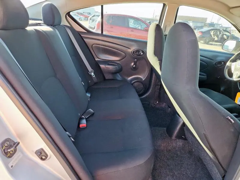 2015 NISSAN VERSA S  