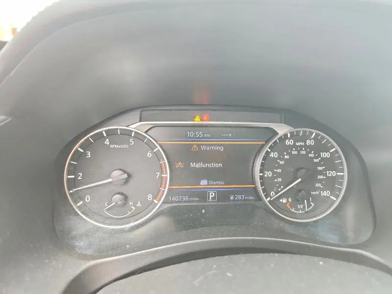 2019 NISSAN ALTIMA SR  