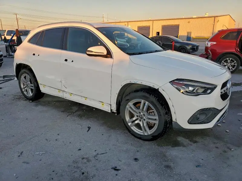 2021 MERCEDES-BENZ GLA 250  