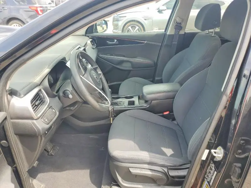 2017 KIA SORENTO L  