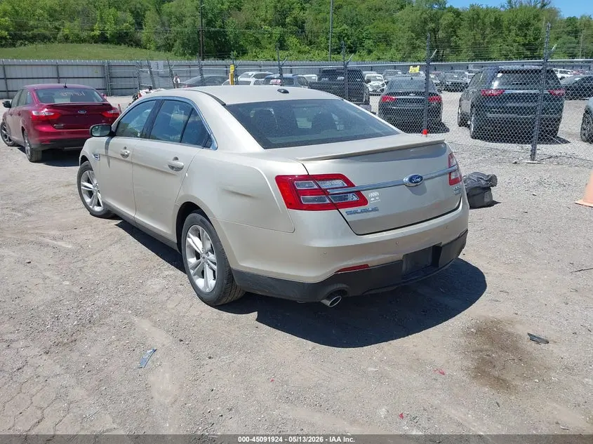 2018 FORD TAURUS SEL