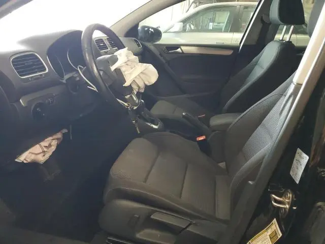 2013 VOLKSWAGEN GOLF   