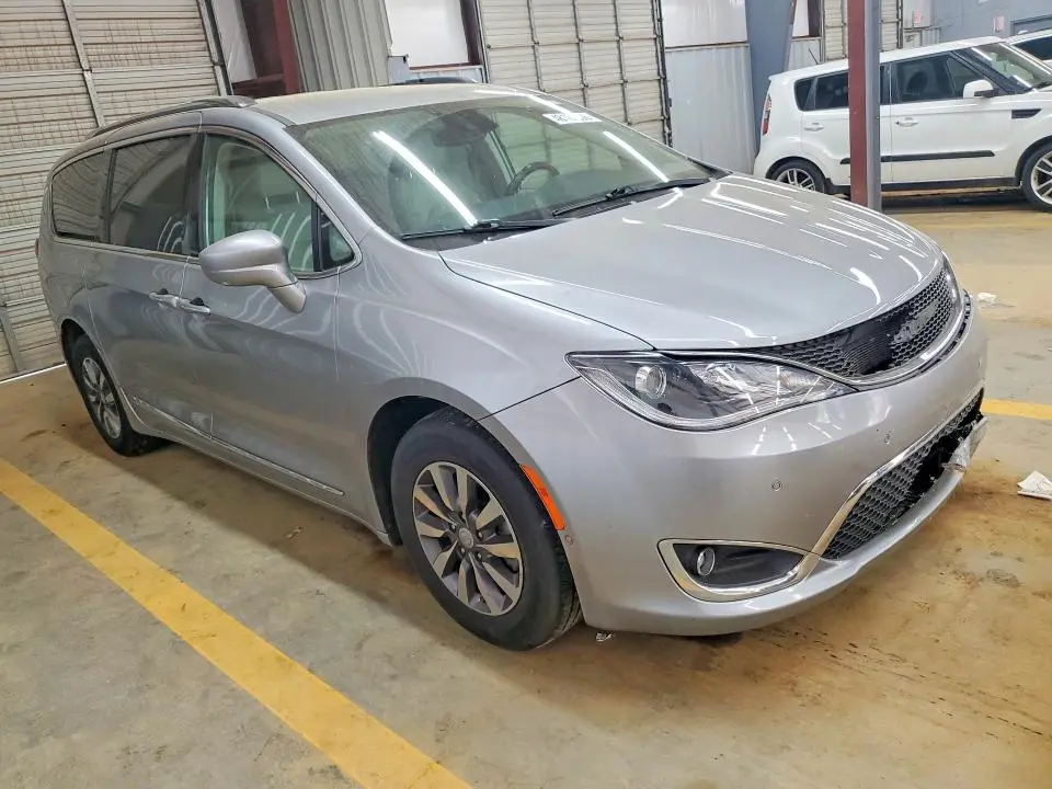 2020 CHRYSLER PACIFICA TOURING L PLUS  