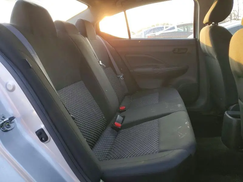 2023 NISSAN VERSA S  