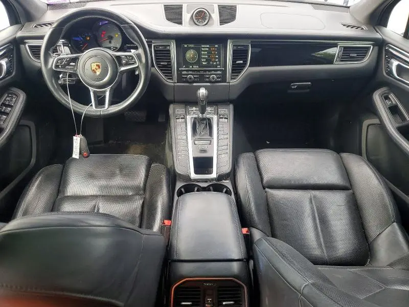 2016 PORSCHE MACAN S  