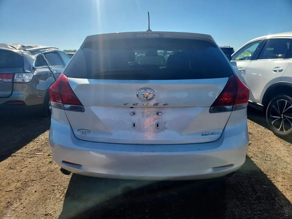 2012 TOYOTA VENZA XLE  