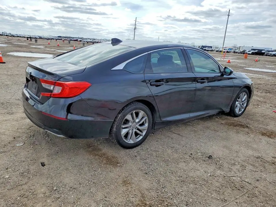 2018 HONDA ACCORD LX  